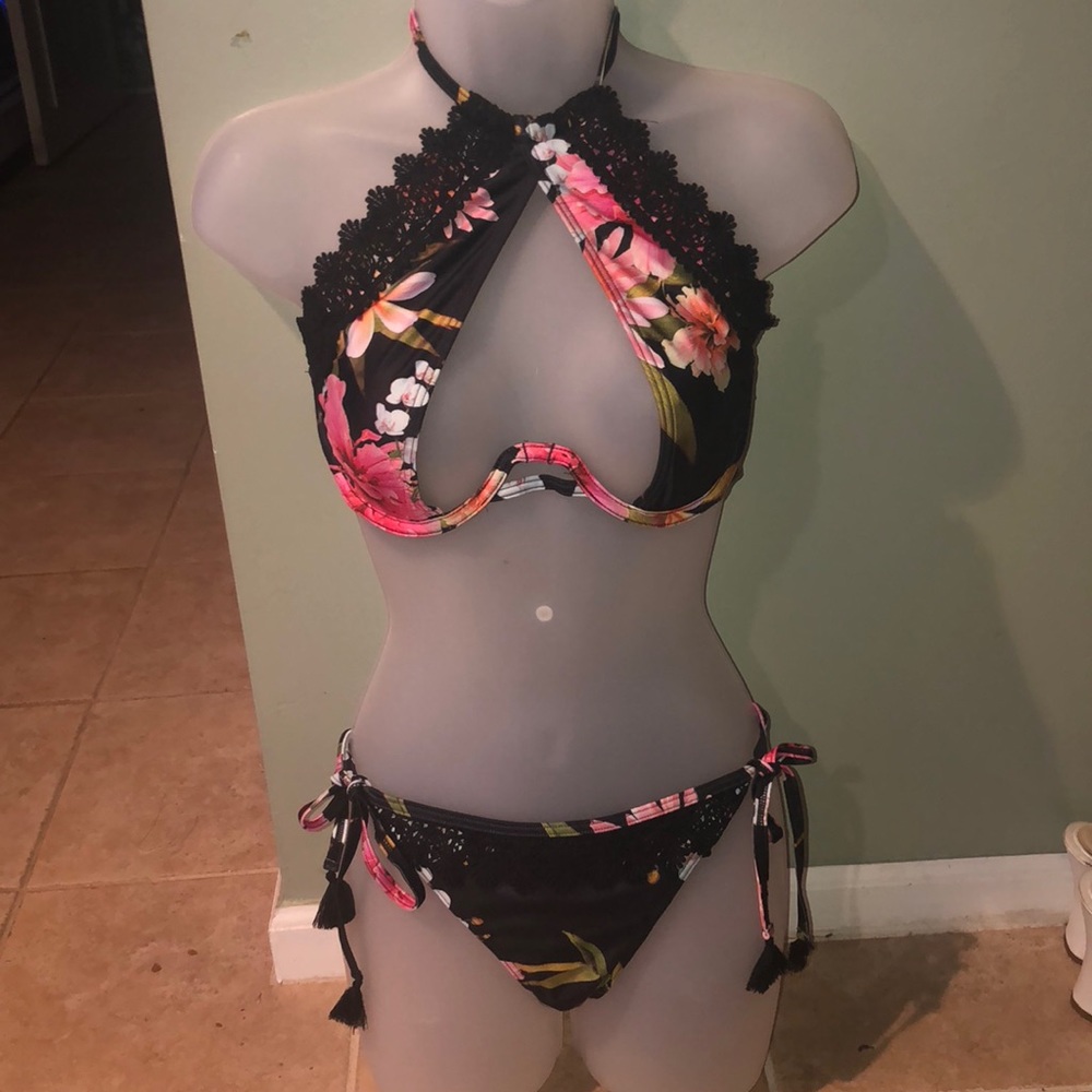 GORG❤️ *rare* UK floral lace designer bikini sz 8